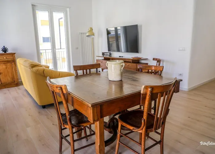 Galliano 51. In Con Stile. * Soverato Marina